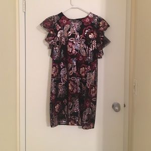 Floral sequin mid thigh